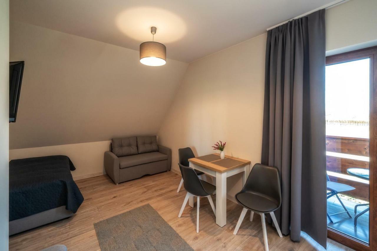 Przy Termach Domki Pokoje Apartamenty شافلاره المظهر الخارجي الصورة